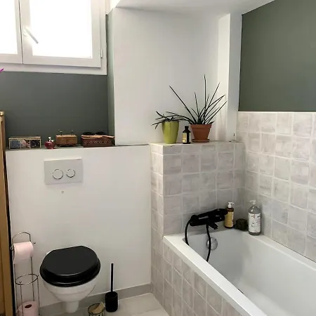 Appartement 3-r Bright, Within 15 Min Walk Nice